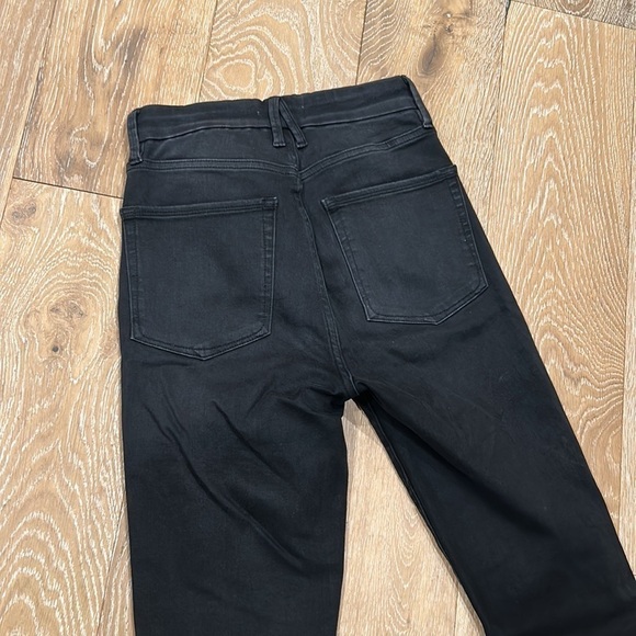 Good American Good Waist Crop Jean - Picture 7 of 10